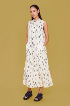 Dahlias Fsc Aermelos Kjole