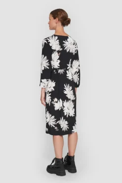 Nightbloom Fsc Kjole